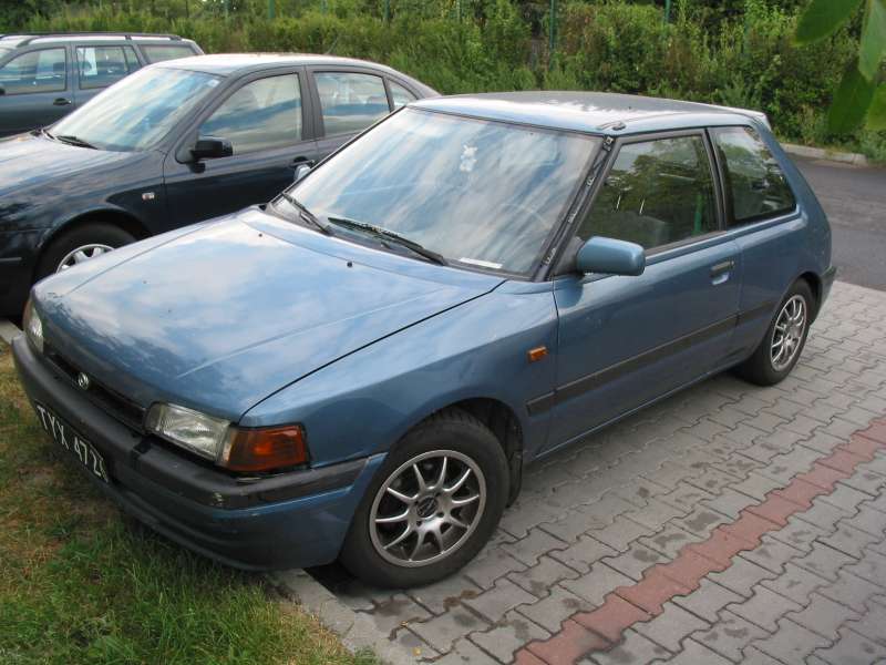 Mazda 323 1.3 8V BG 1991