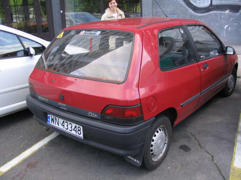 <b>Renault Clio</b> Gosia - nowy grupowicz pms :)