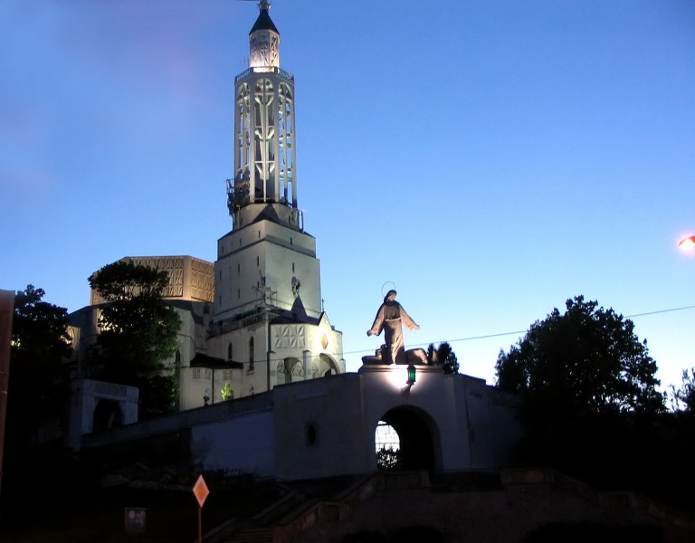 Białystok - kościół św. Rocha. Tutaj pod 