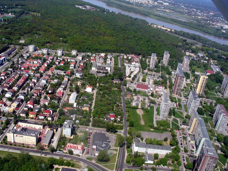 Budynki mieszkaniowe i Osiedle Ruda przy ul. Klaudyny w Warszawie