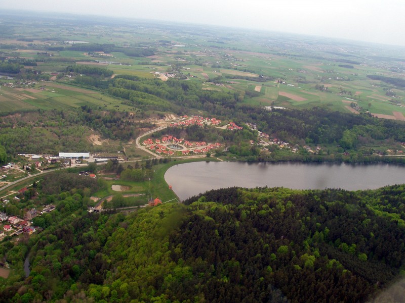 A to jest osiedle <b>Hajduczek</b> w Łapinie koło Kolbud pod Gdańskiem :) - Jezioro