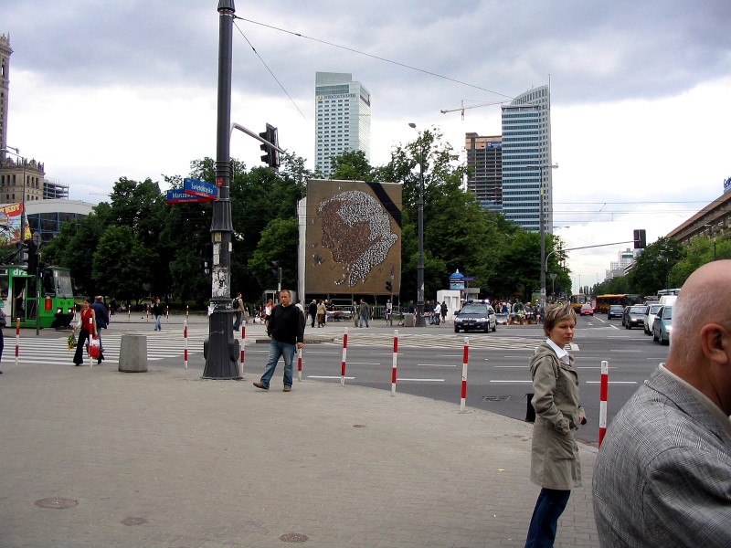 Zablokowany został ruch na Marszałkowskiej, jednak Swiętokrzyska pozostała przejezdna