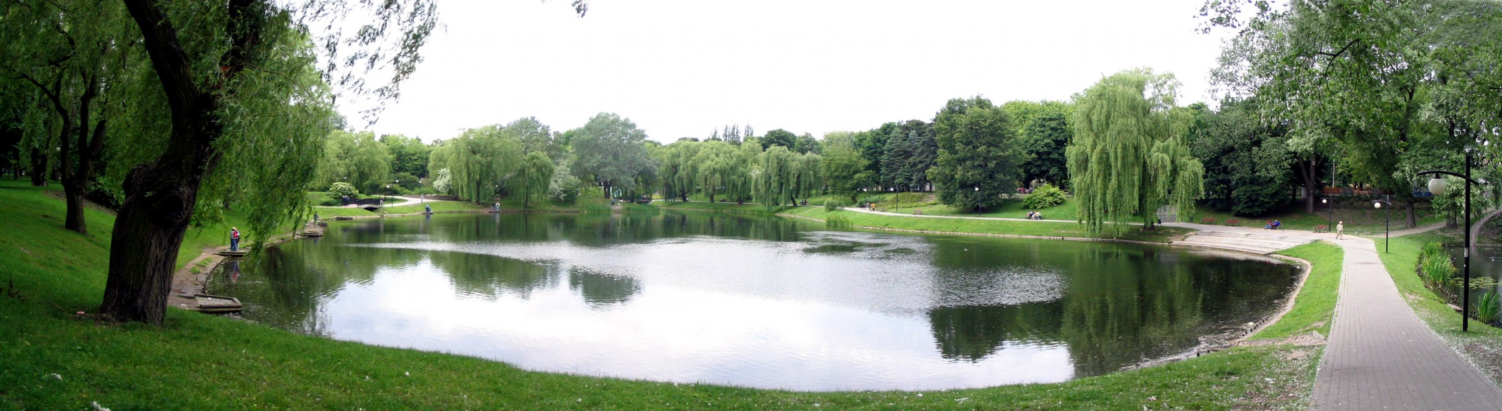 Park Moczydło. Ogród dla osiedla Wola i jeziorko