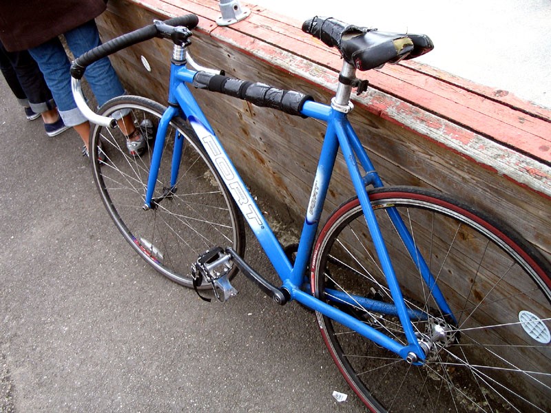 Virusowy rower, Czesi robia te ramki, sa calkiem popularne w Londynie, tanie i solidne