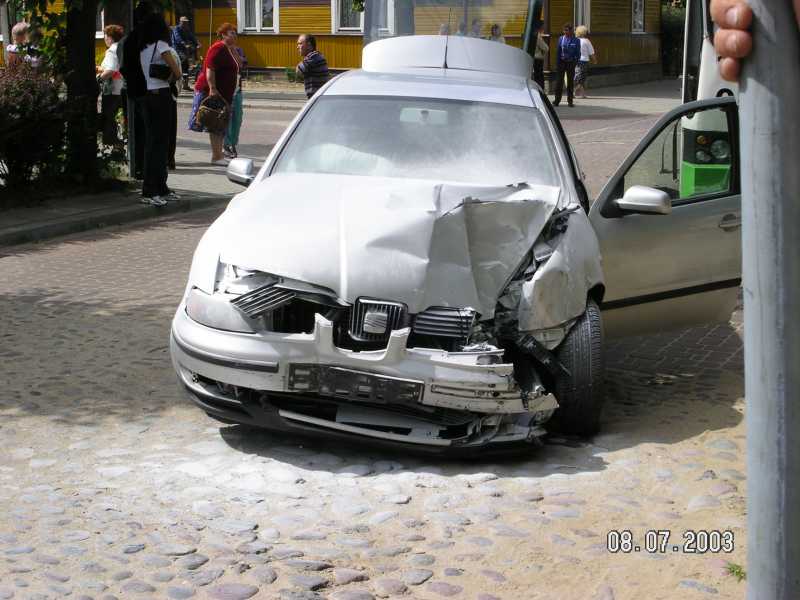 Zniszczenia auta