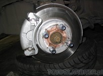 Czyszczenie hamulców, regulacja szczęk hamulcowych, ścinanie rantów w bębnach, Toyota Corolla E11 FL 2000r.