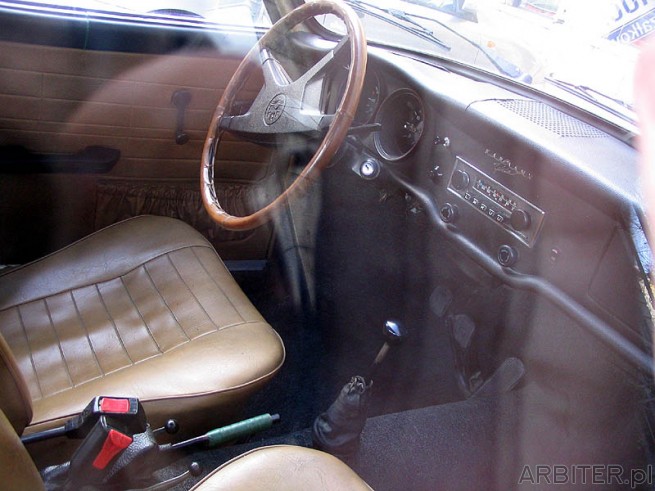 Wnętrze Volkswagena Karmann Ghia