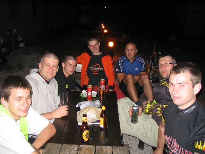 Piwo na zmęczony organizm to balsam. Skeler, Kolczyk, Konrad, Miki, Czajnik, Paweł